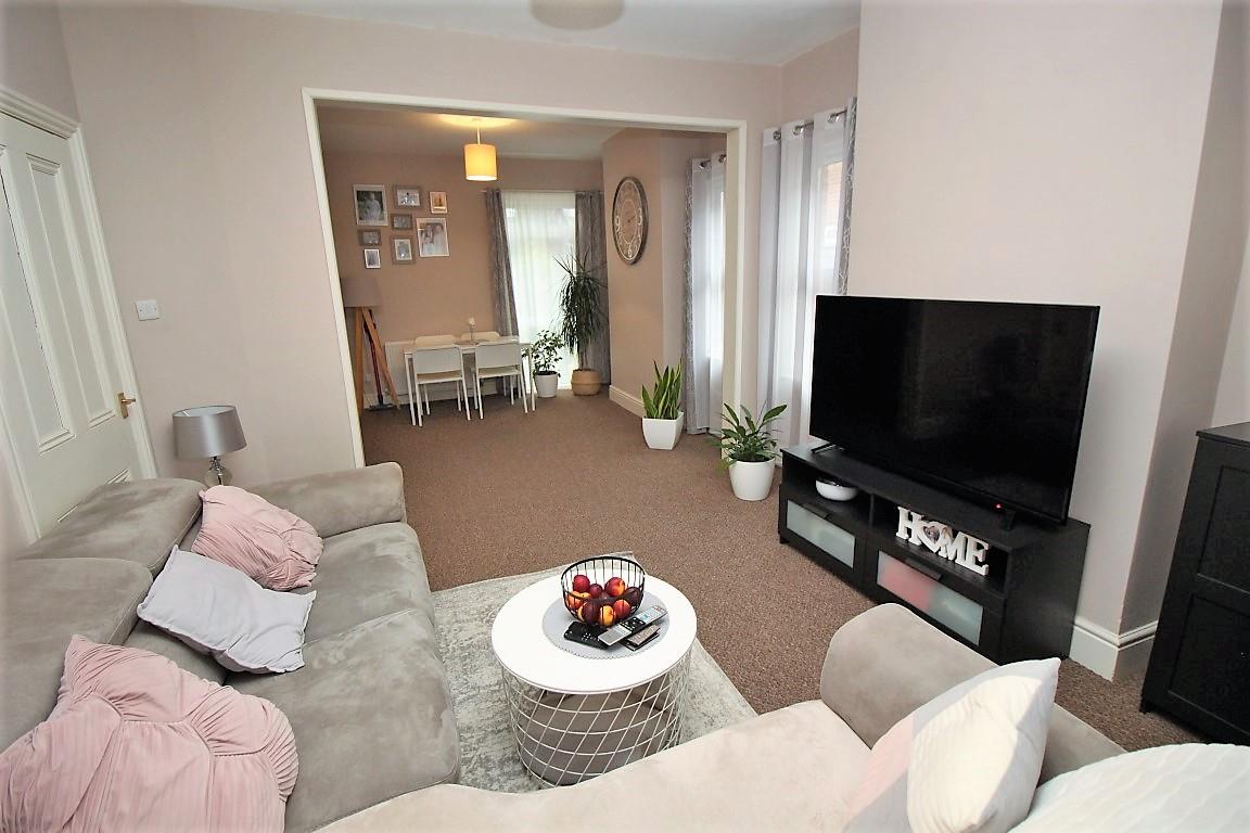 Kentwood Hill, Tilehurst, Reading